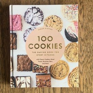 100 cookies cookbook- like new!